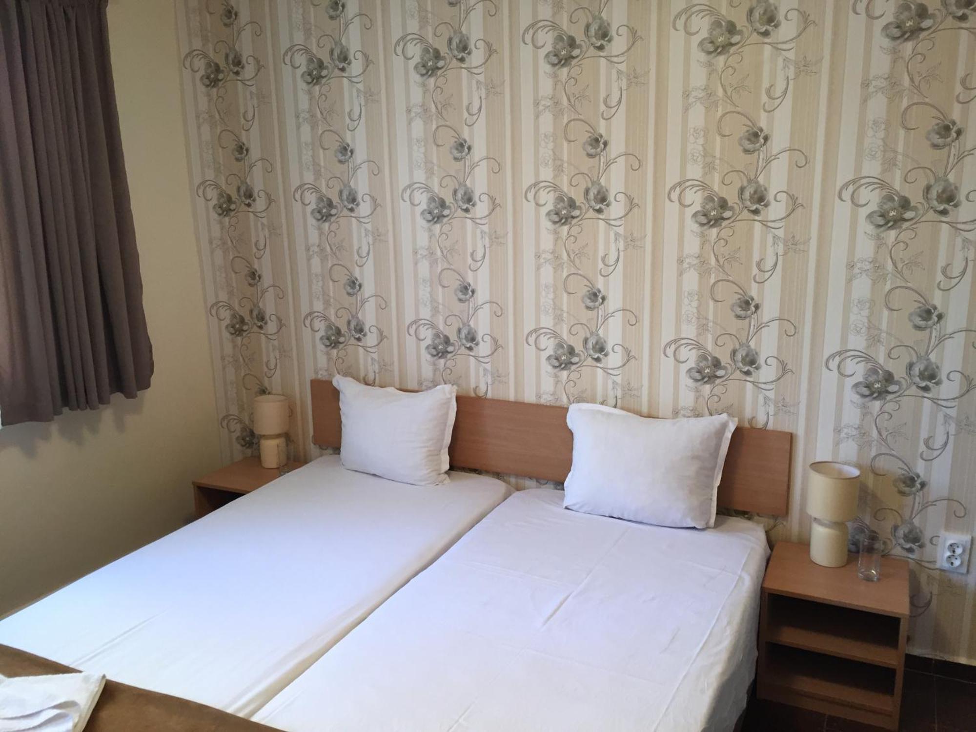 Guest House Afrodita Chernomorets Bagian luar foto