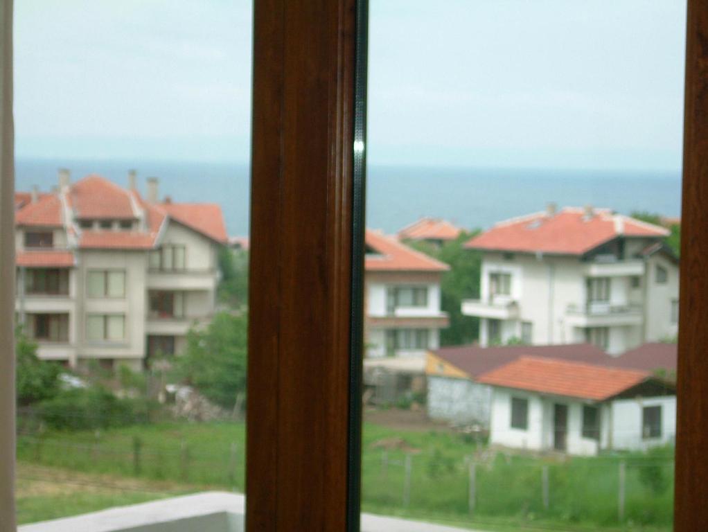 Guest House Afrodita Chernomorets Bagian luar foto