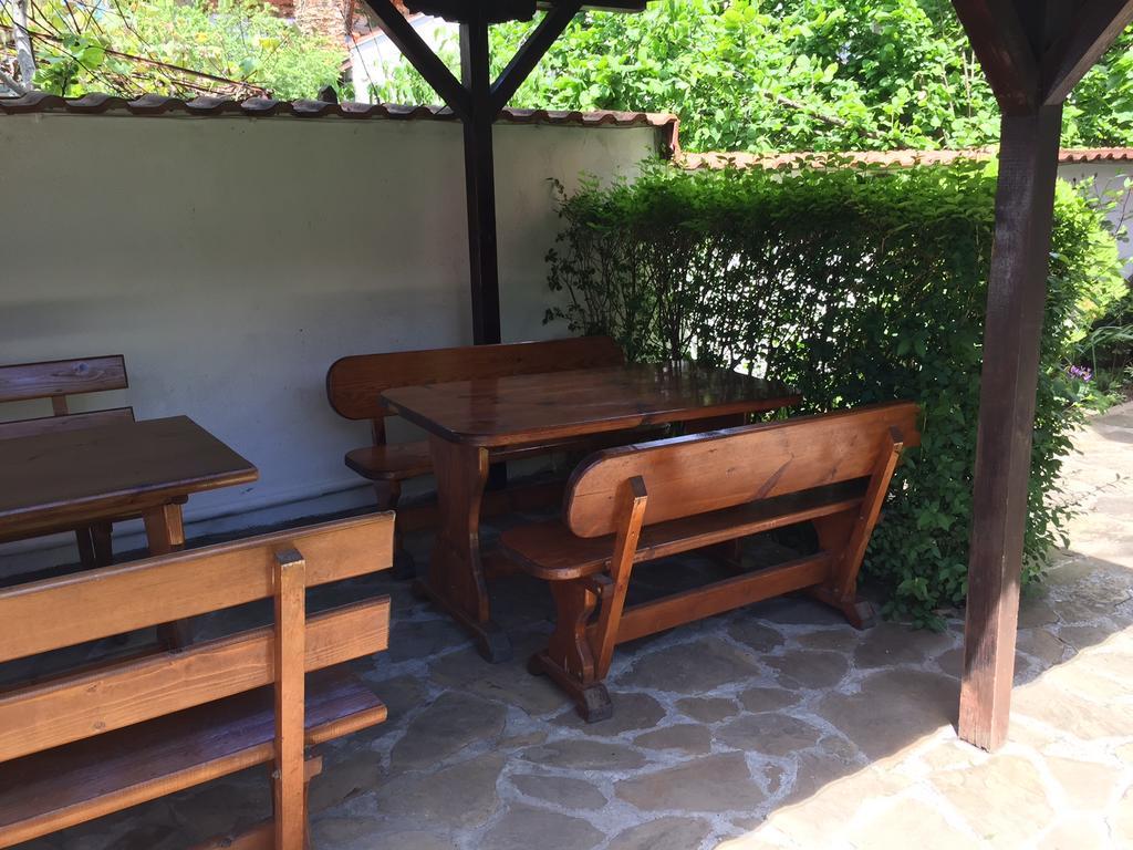 Guest House Afrodita Chernomorets Bagian luar foto