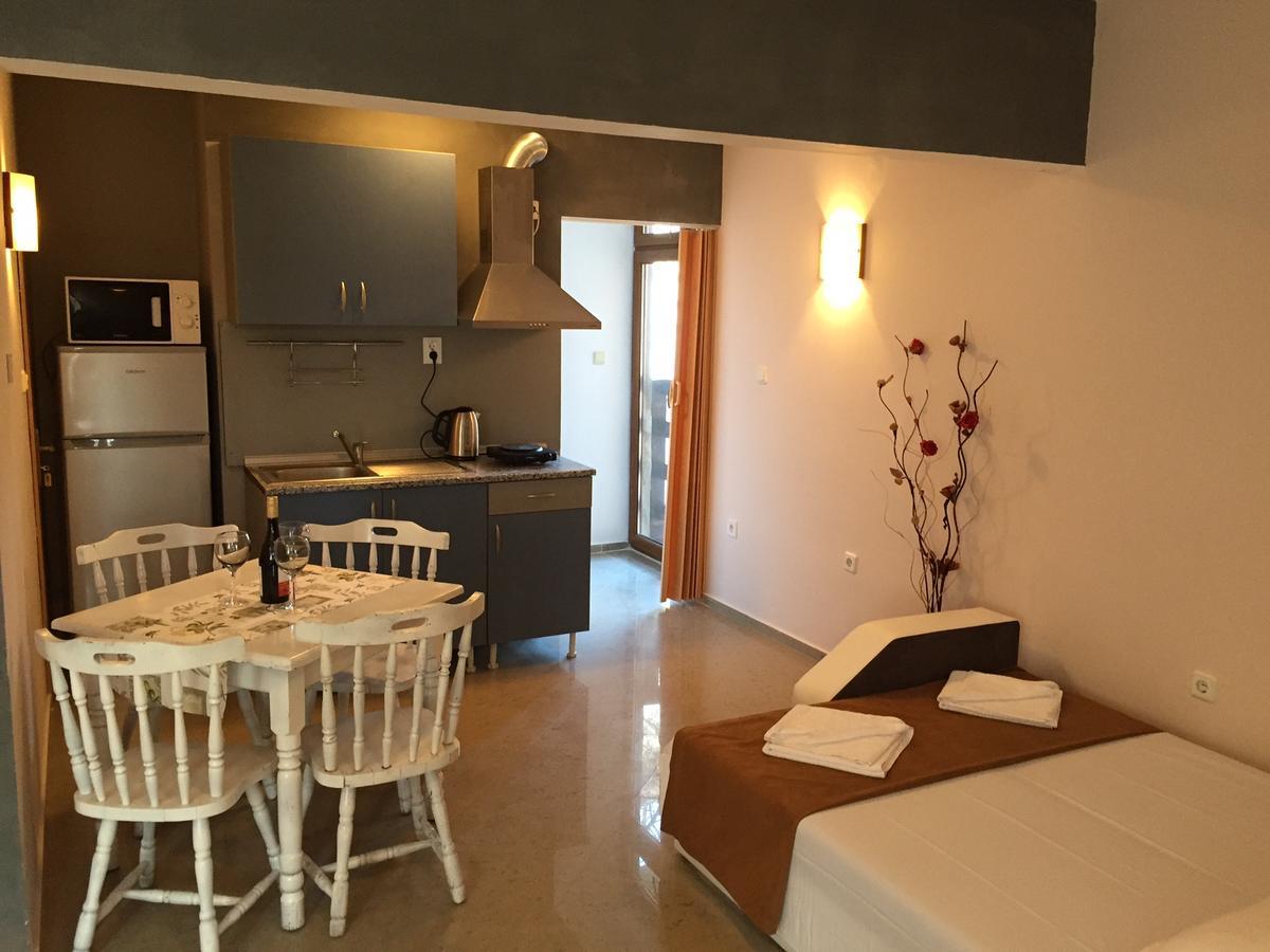 Guest House Afrodita Chernomorets Bagian luar foto