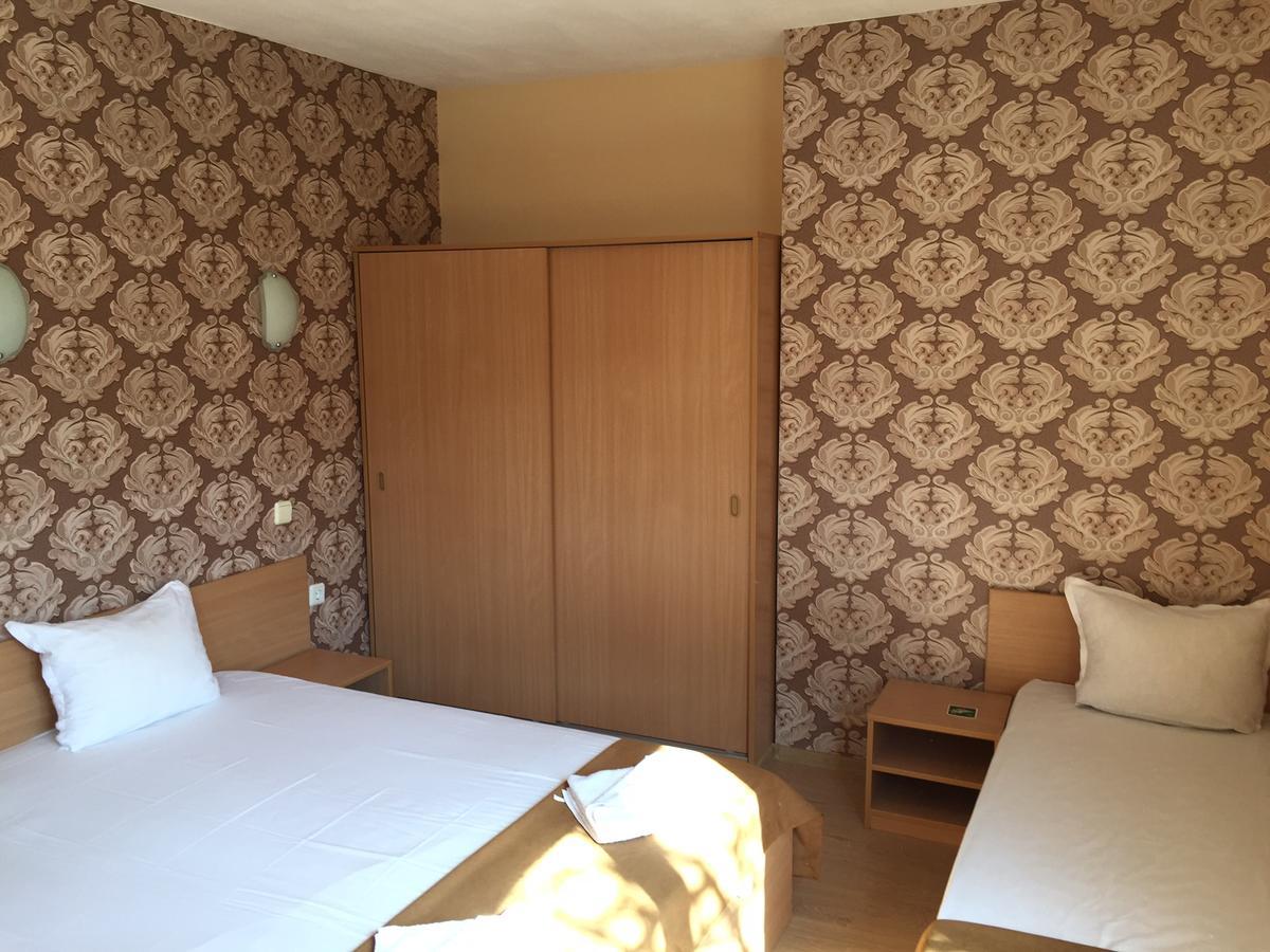 Guest House Afrodita Chernomorets Bagian luar foto
