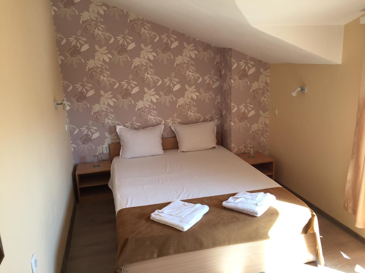 Guest House Afrodita Chernomorets Bagian luar foto
