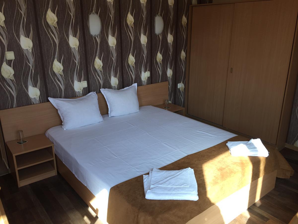 Guest House Afrodita Chernomorets Bagian luar foto