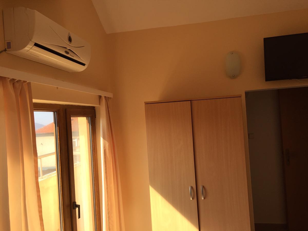Guest House Afrodita Chernomorets Bagian luar foto